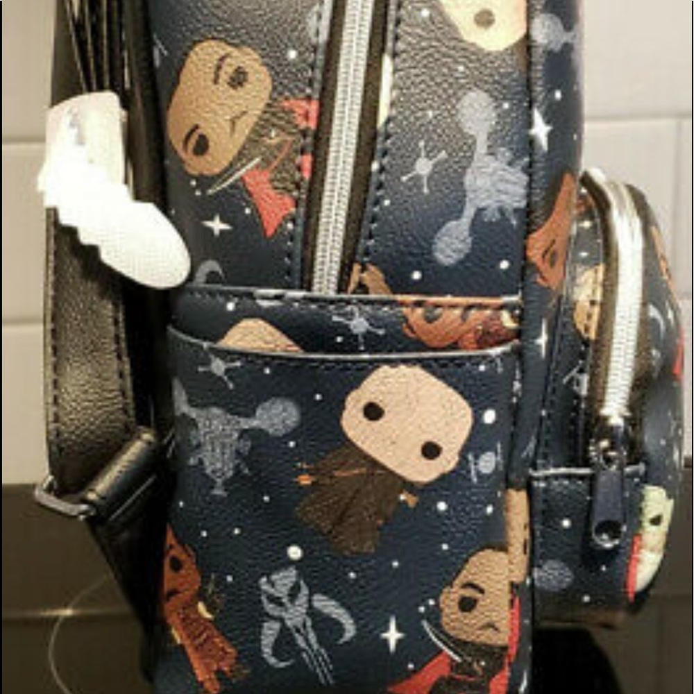 Funko Walmart Exclusive mini backpack, The Mandalorian